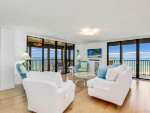 A Naples vacation rental to stay at when spending fall in Florida.